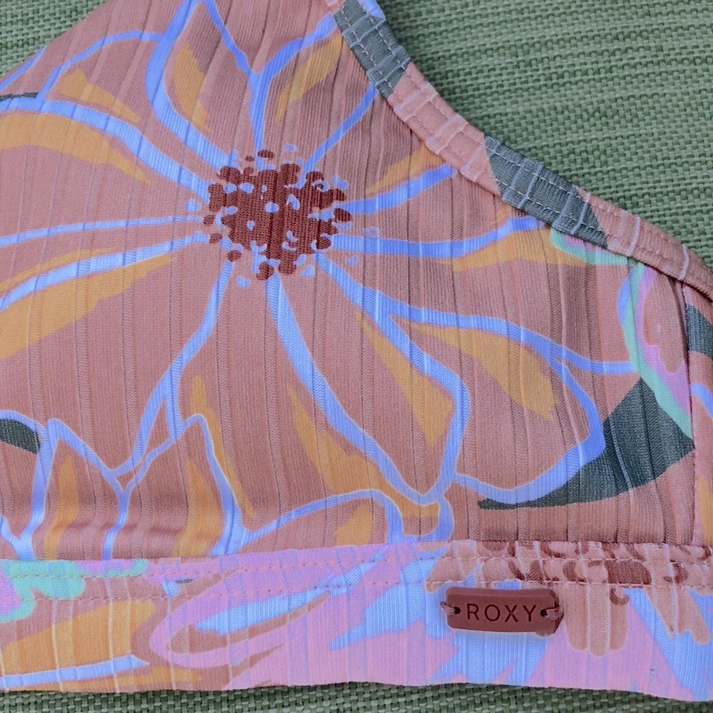 NWOT Roxy Bikini Set - Picture 13 of 16